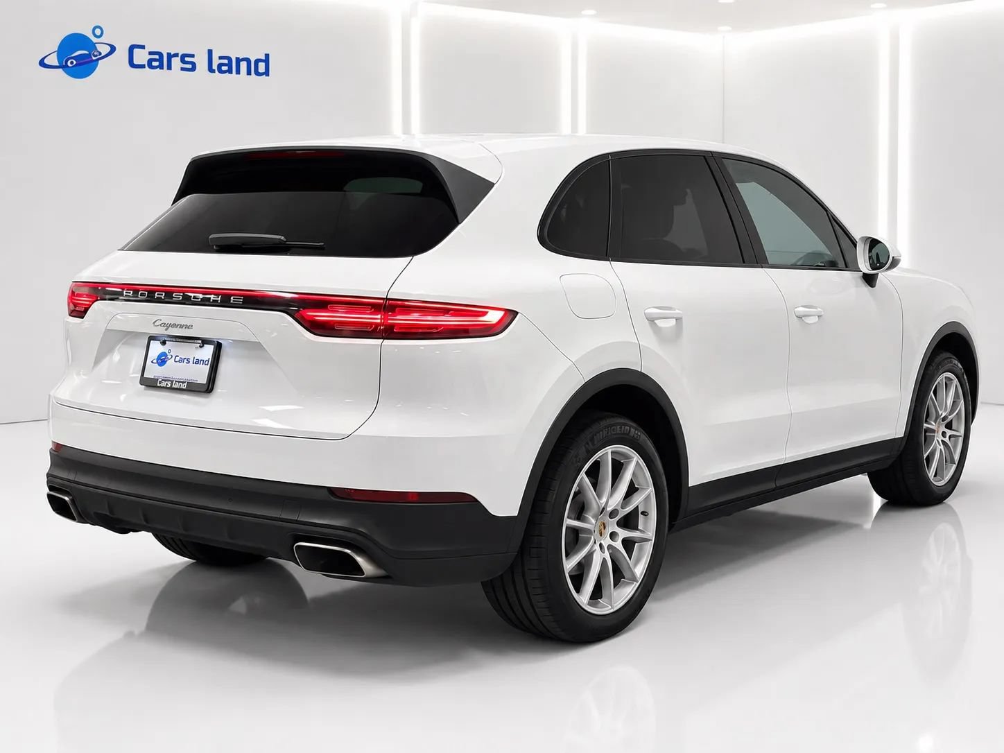 Used 2019 Porsche Cayenne S AWD/4WD image 4