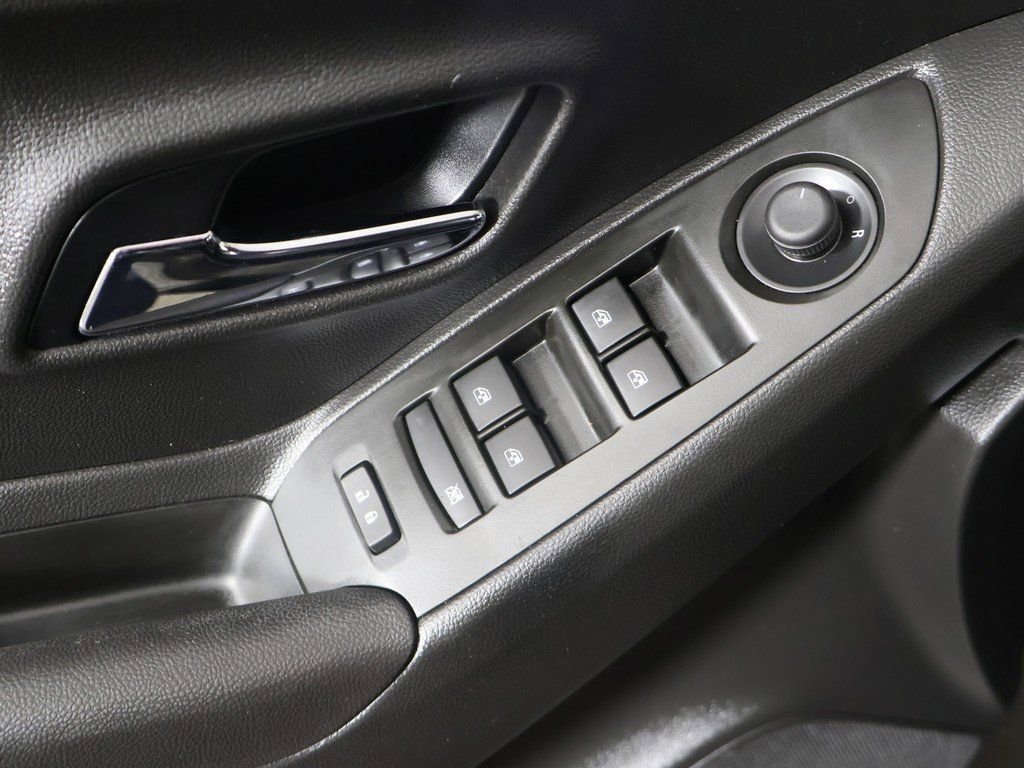 Used 2020 Chevrolet Trax LT w/ Driver Confidence Package image 29