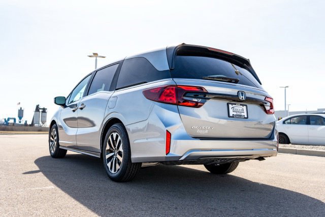 Used 2026 Honda Odyssey EX-L image 5