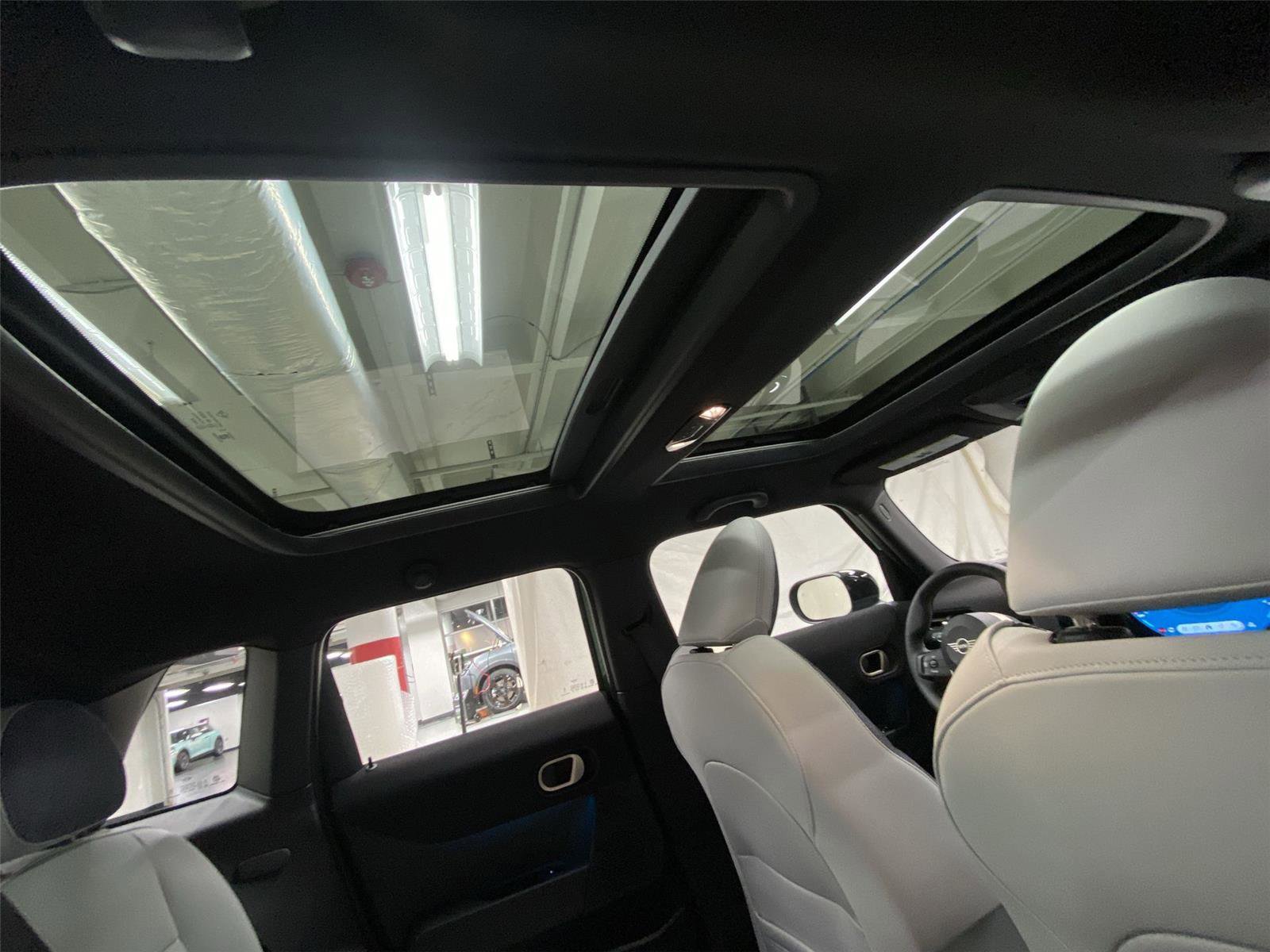 New 2026 MINI Cooper 4-Door Hardtop FWD image 20