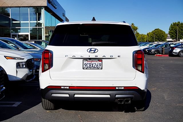Certified 2023 Hyundai Palisade Limited FWD image 9