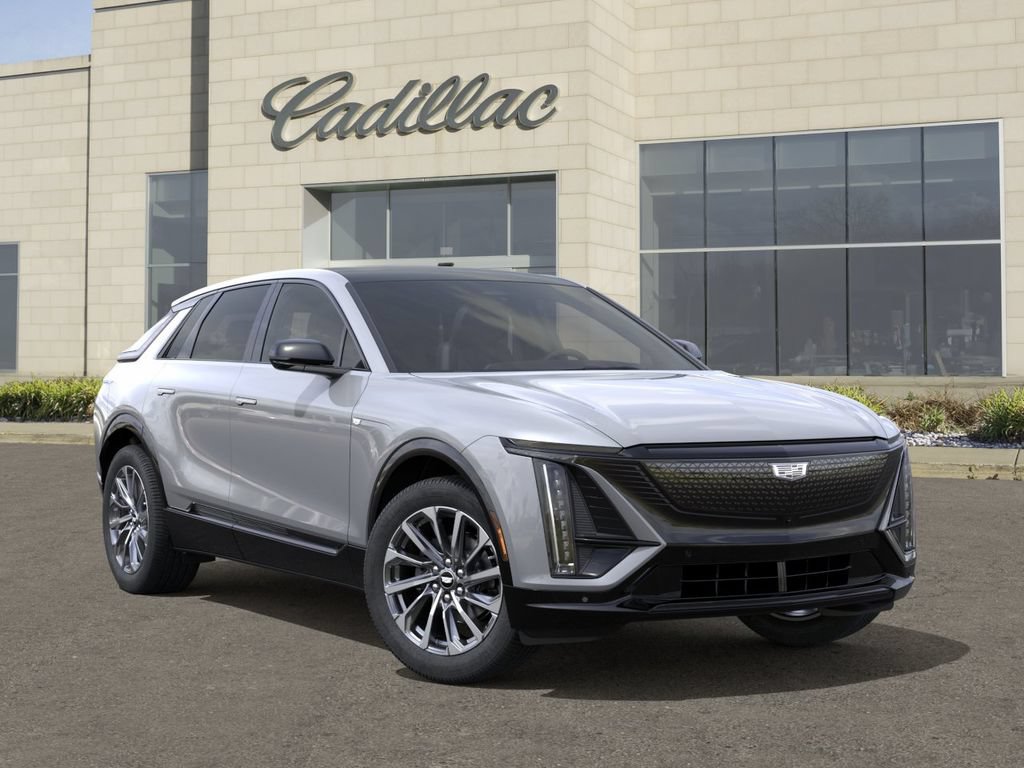 New 2027 Cadillac Lyriq Sport w/ LPO, Floor Liner Package AWD/4WD image 7