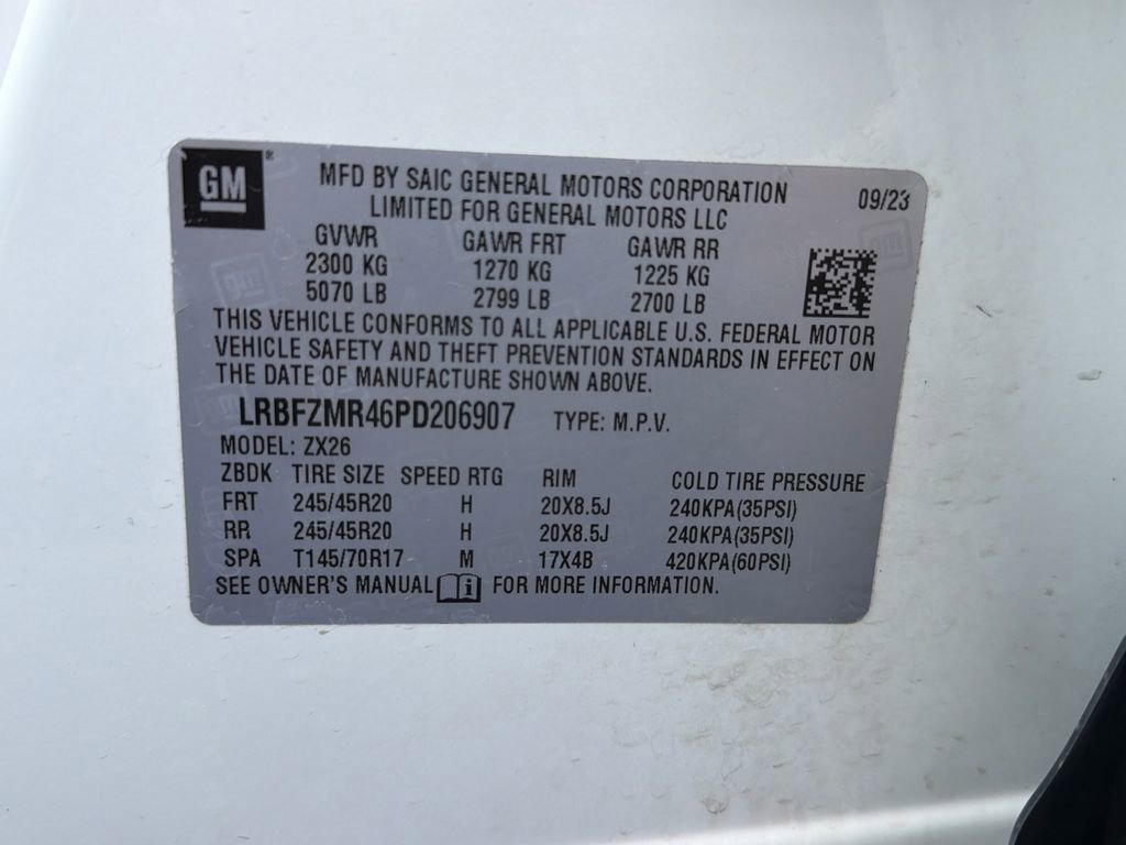 Used 2023 Buick Envision Preferred w/ Sport Touring Package AWD/4WD image 32