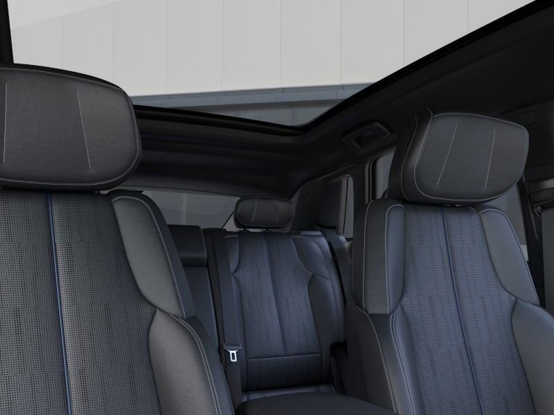 Used 2026 Cadillac Lyriq Luxury w/ LPO, Floor Liner Package RWD image 25