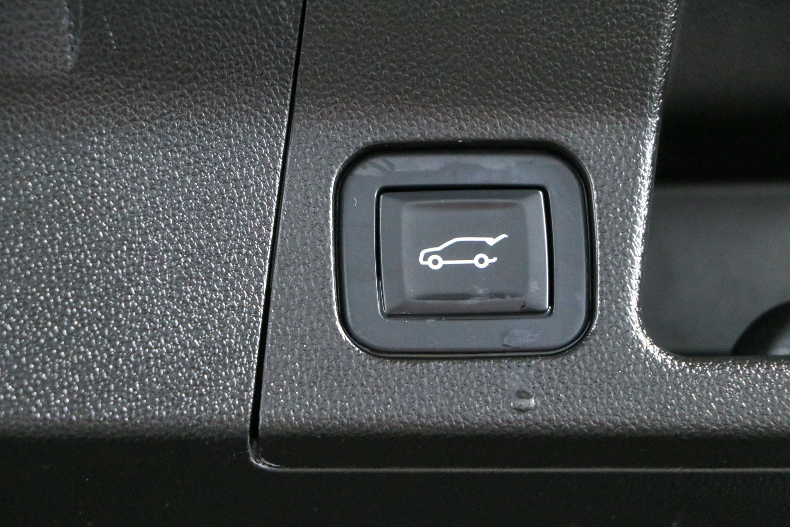 Used 2018 GMC Acadia SLT FWD image 33
