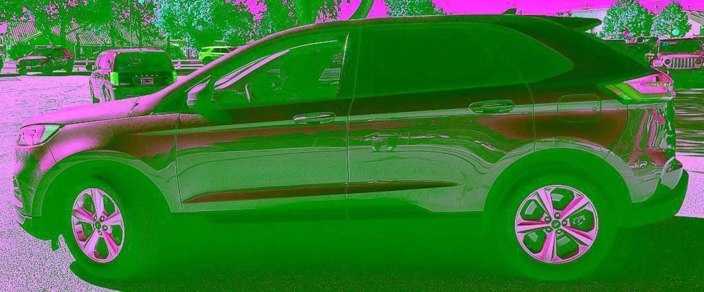 Used 2023 Ford Edge SE AWD/4WD image 5