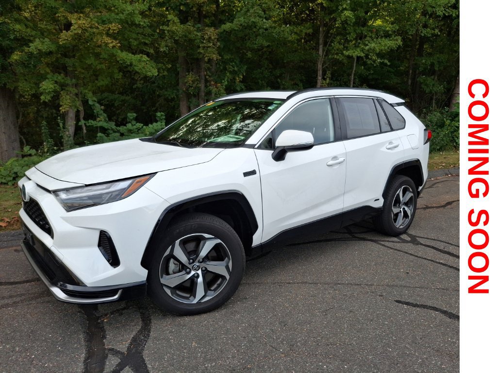 Used 2023 Toyota RAV4 SE w/ Weather & Moonroof Package