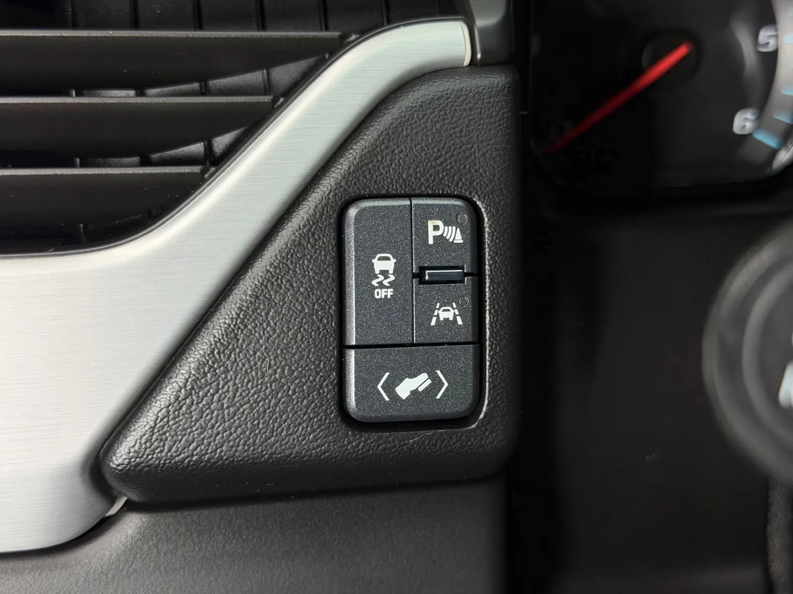 Used 2017 GMC Yukon SLT RWD image 37