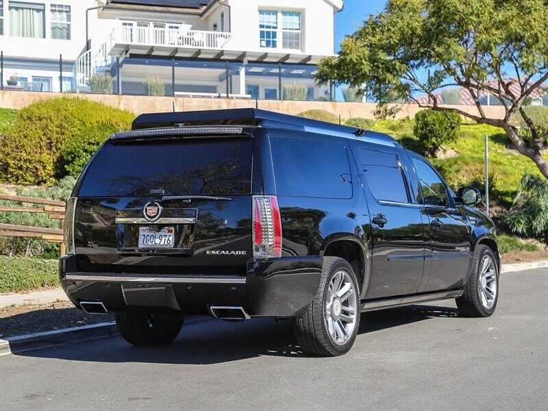 Used 2014 Cadillac Escalade ESV Premium AWD/4WD image 6