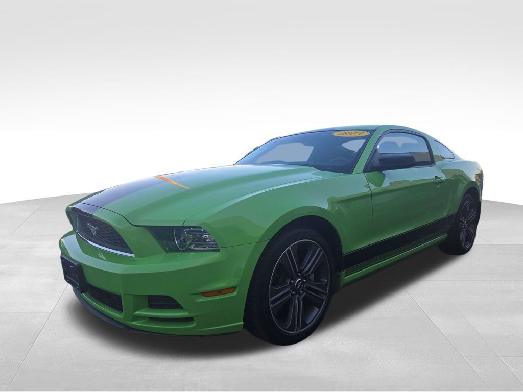 Used 2013 Ford Mustang Coupe w/ V6 Performance Pkg image 2