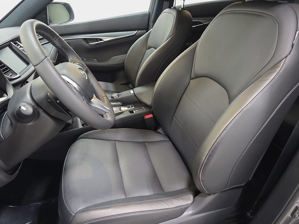Certified 2025 INFINITI QX55 Luxe AWD/4WD image 11