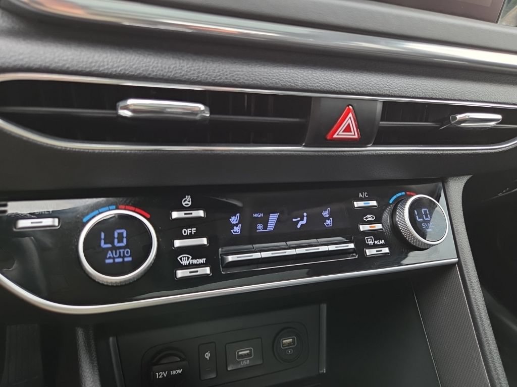 Certified 2023 Hyundai Sonata Limited FWD image 43