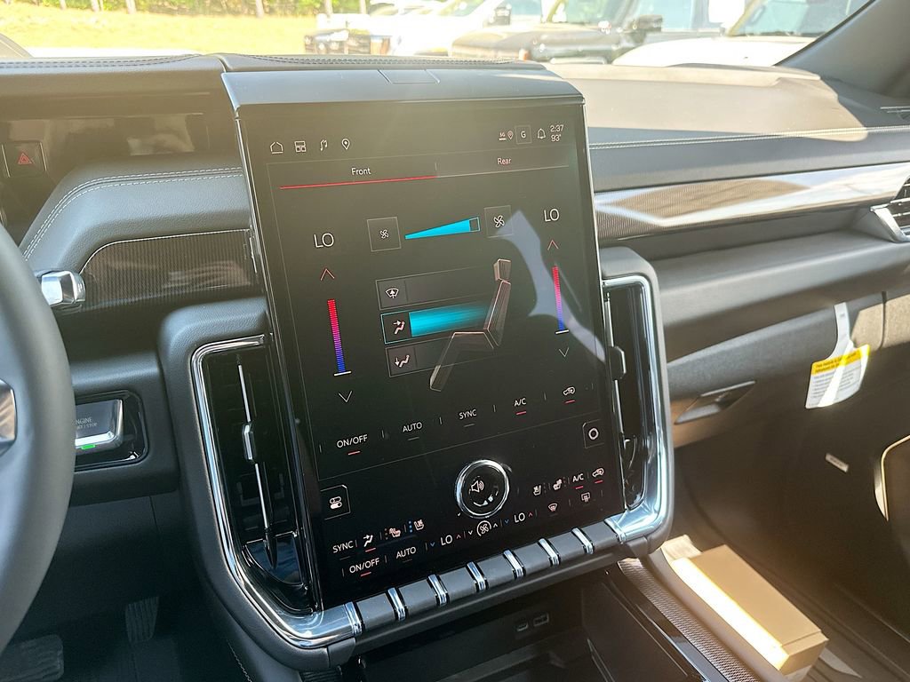 New 2026 GMC Yukon XL Elevation w/ Elevation Premium Package AWD/4WD image 14