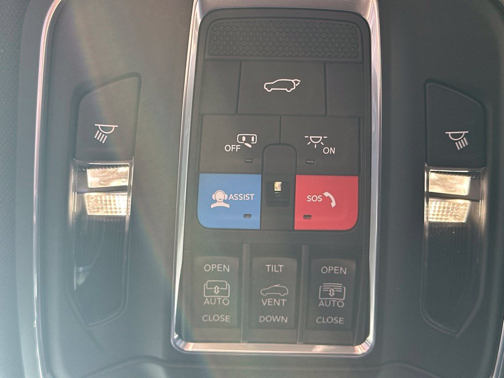 New 2027 Jeep Grand Cherokee L Limited AWD/4WD image 36