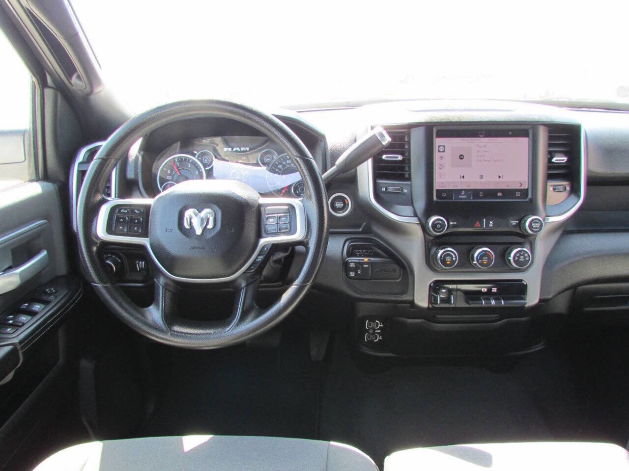 Used 2022 RAM 3500 Big Horn image 21