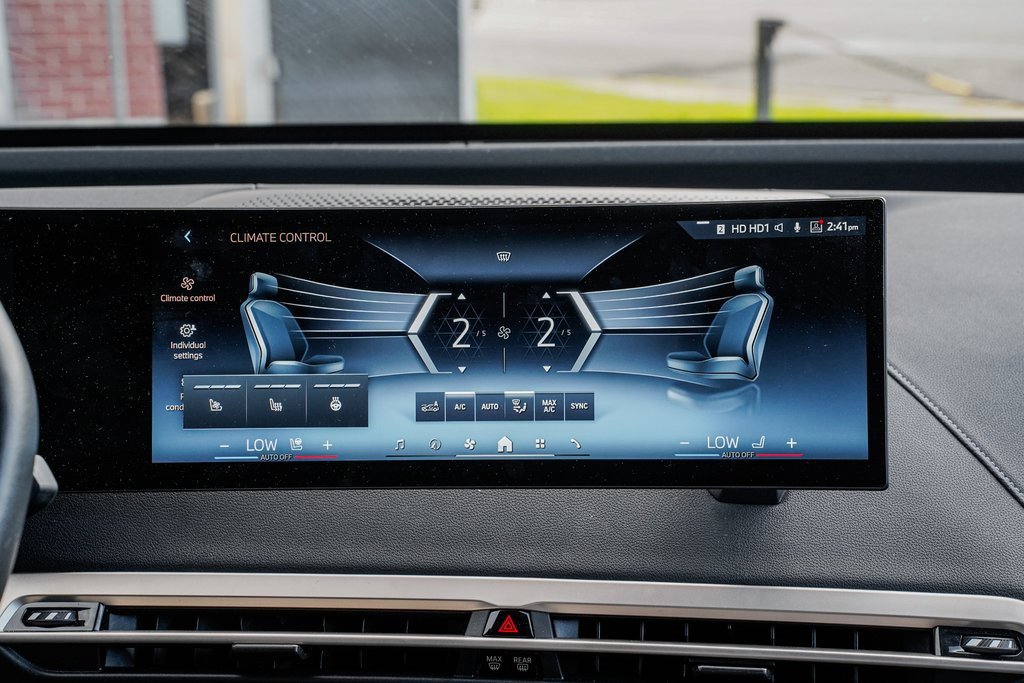 Used 2025 BMW iX xDrive50 w/ Premium Package image 14