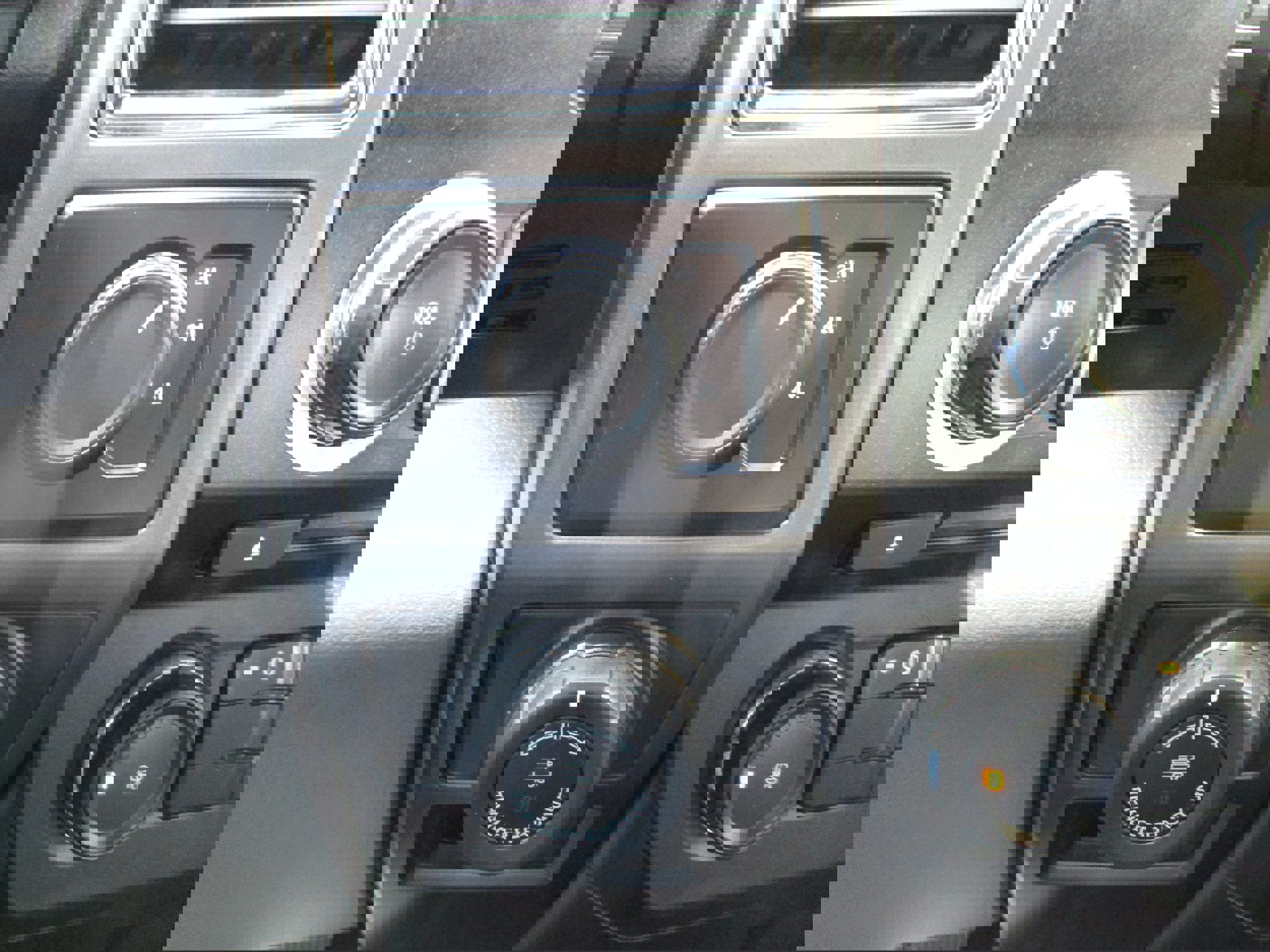 Used 2017 Ford F150 XLT w/ Trailer Tow Package image 18