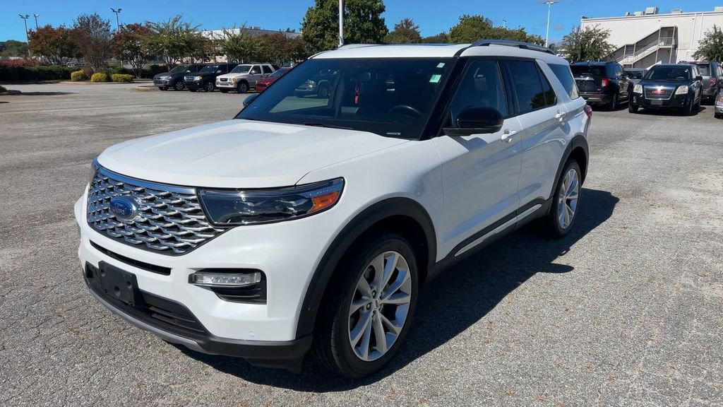 Used 2022 Ford Explorer Platinum w/ Equipment Group 601A image 27