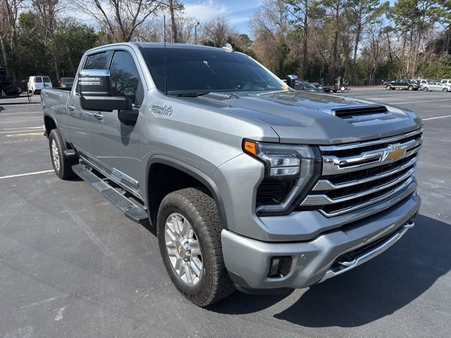 Used 2024 Chevrolet Silverado 2500 High Country w/ Technology Package image 7