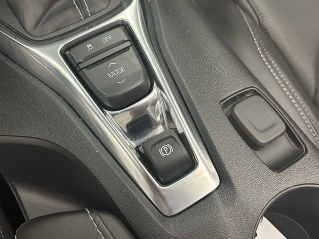 Used 2024 Chevrolet Camaro LT w/ RS Package RWD image 31
