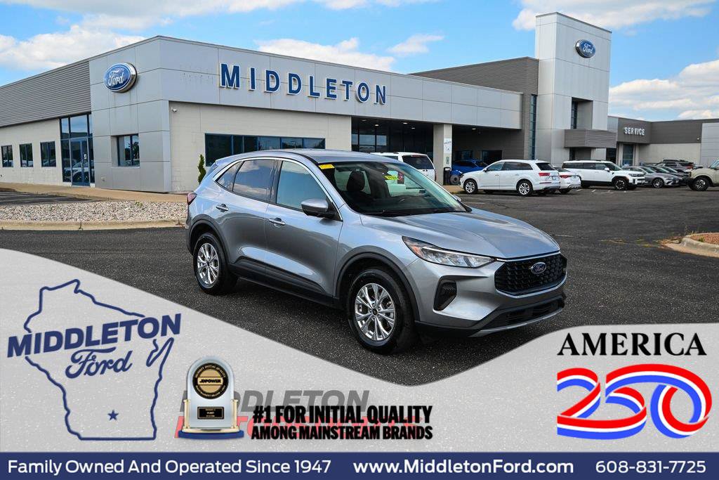 Certified 2023 Ford Escape Active w/ Tech Pack #2 AWD/4WD image 1