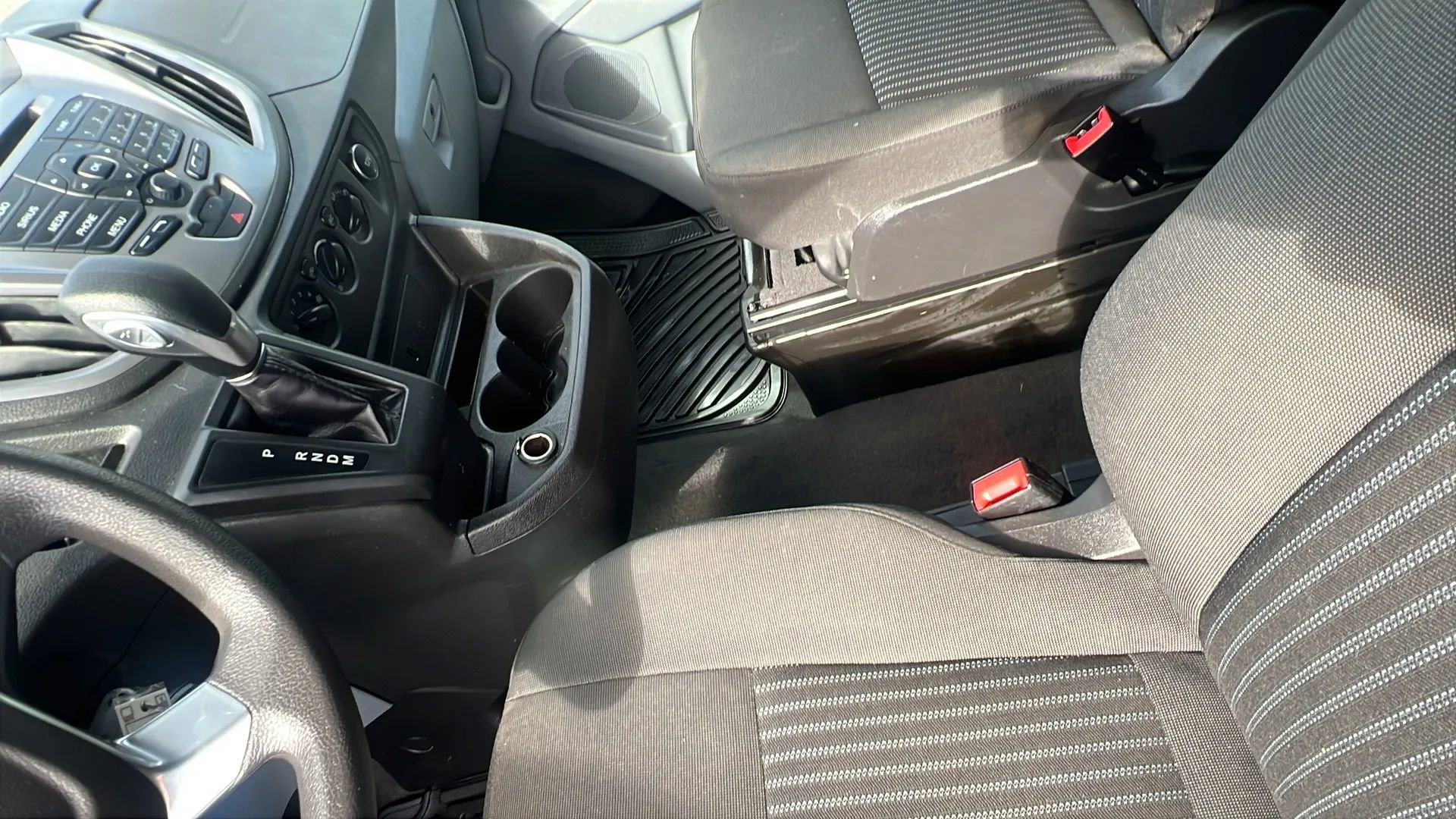 Used 2018 Ford Transit 350 XLT image 26