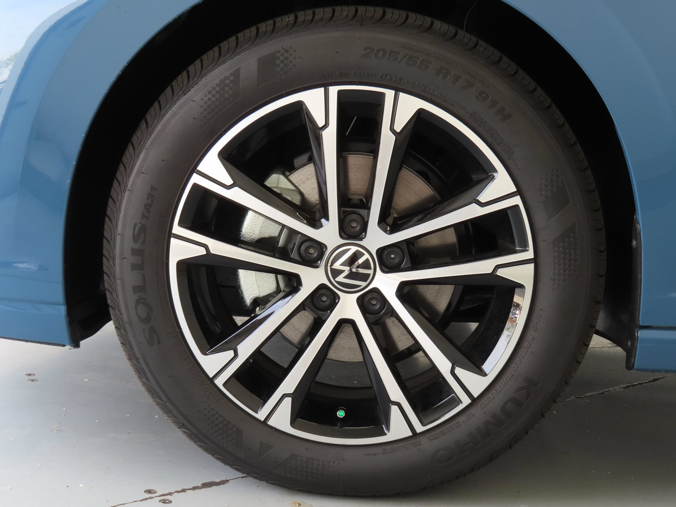 New 2026 Volkswagen Jetta Sport FWD image 25