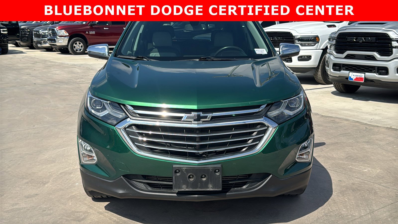 Used 2019 Chevrolet Equinox Premier image 2