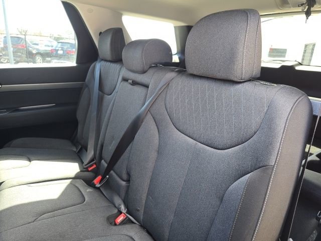 Used 2022 Hyundai Palisade SE image 30