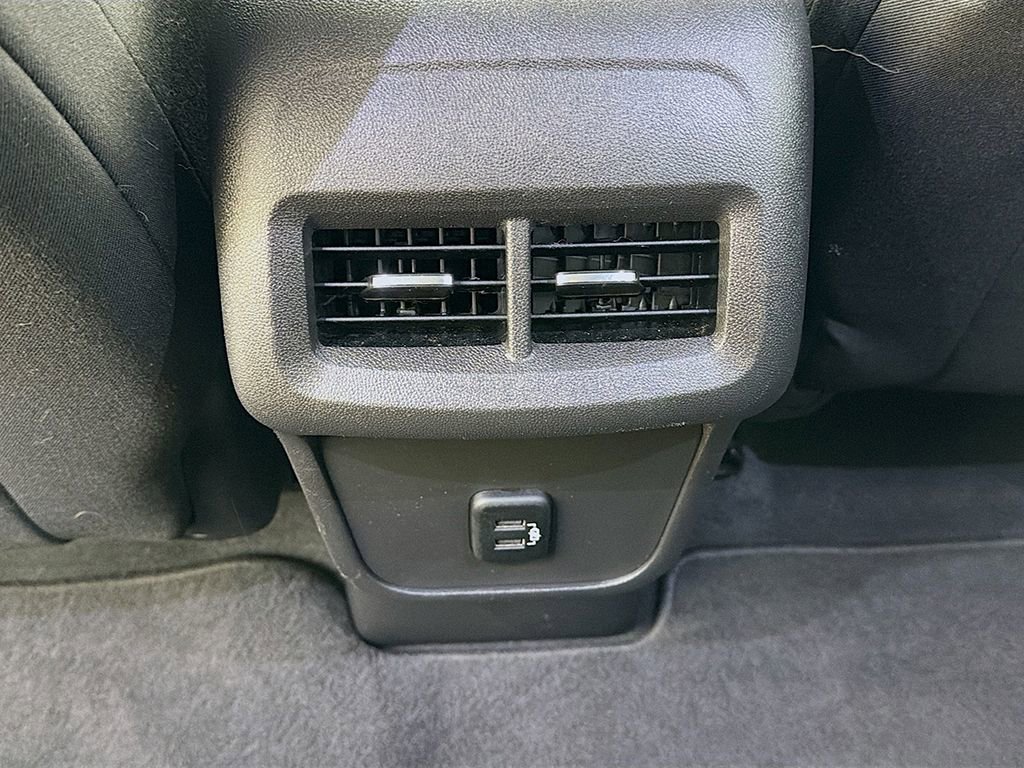 Used 2021 Chevrolet Equinox LT FWD image 23