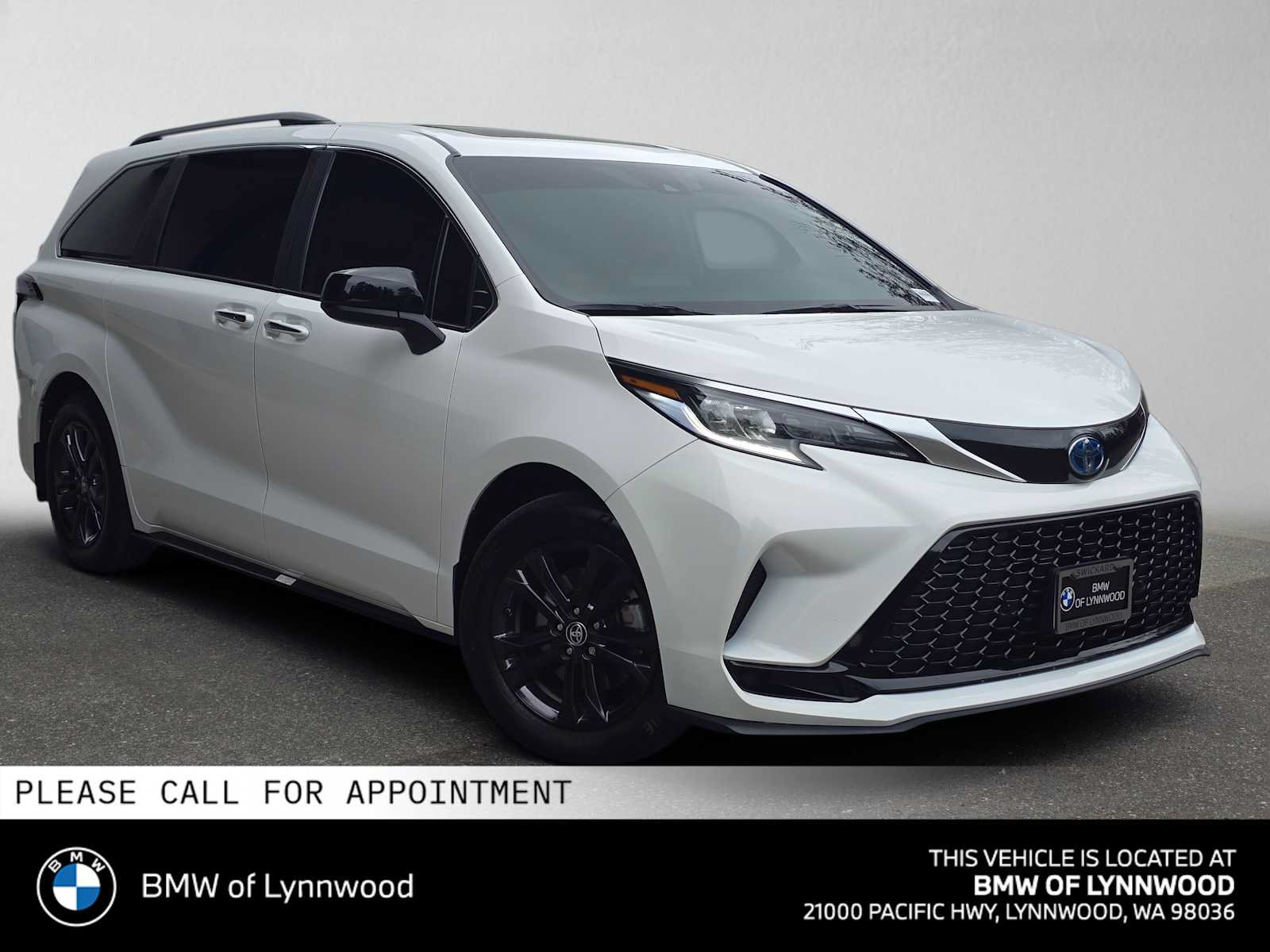 Used 2024 Toyota Sienna XSE AWD/4WD video 1