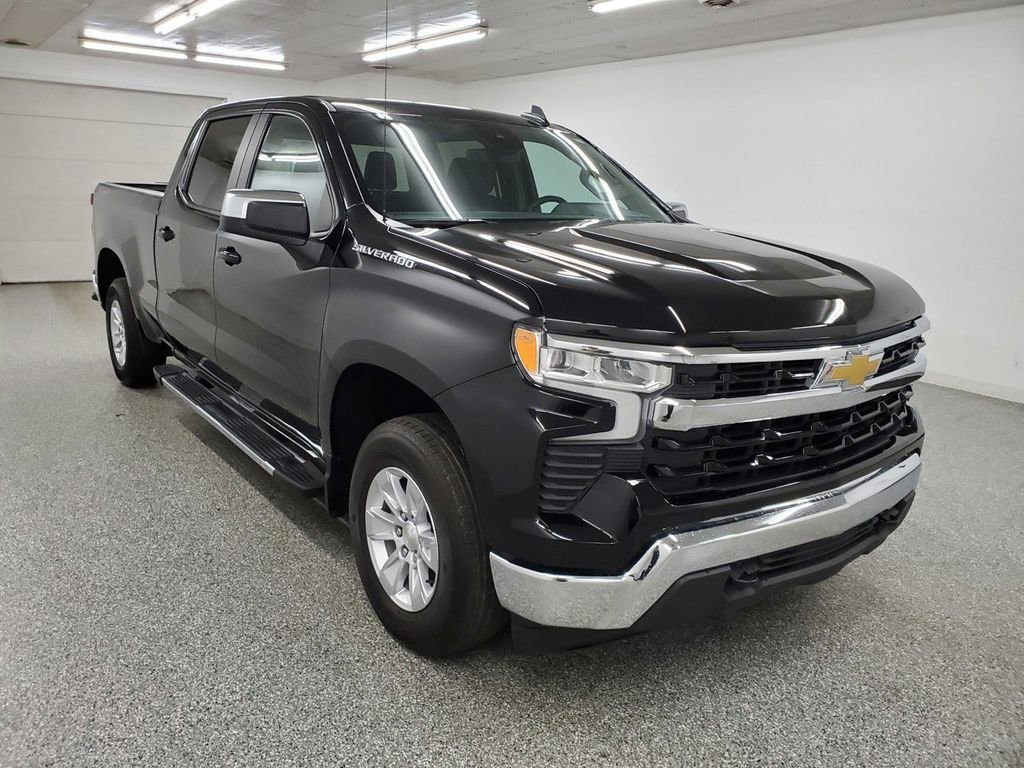 Used 2023 Chevrolet Silverado 1500 LT w/ Protection Package image 3