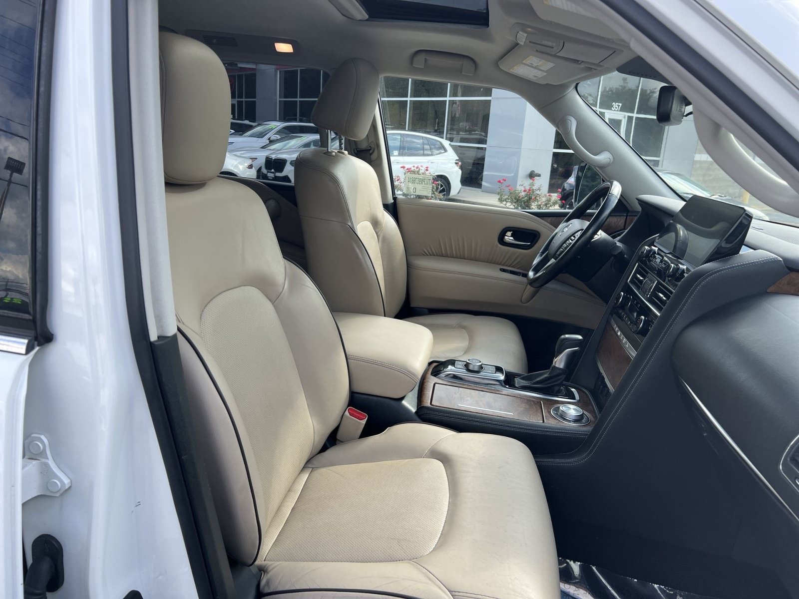 Used 2022 Nissan Armada SL AWD/4WD image 27