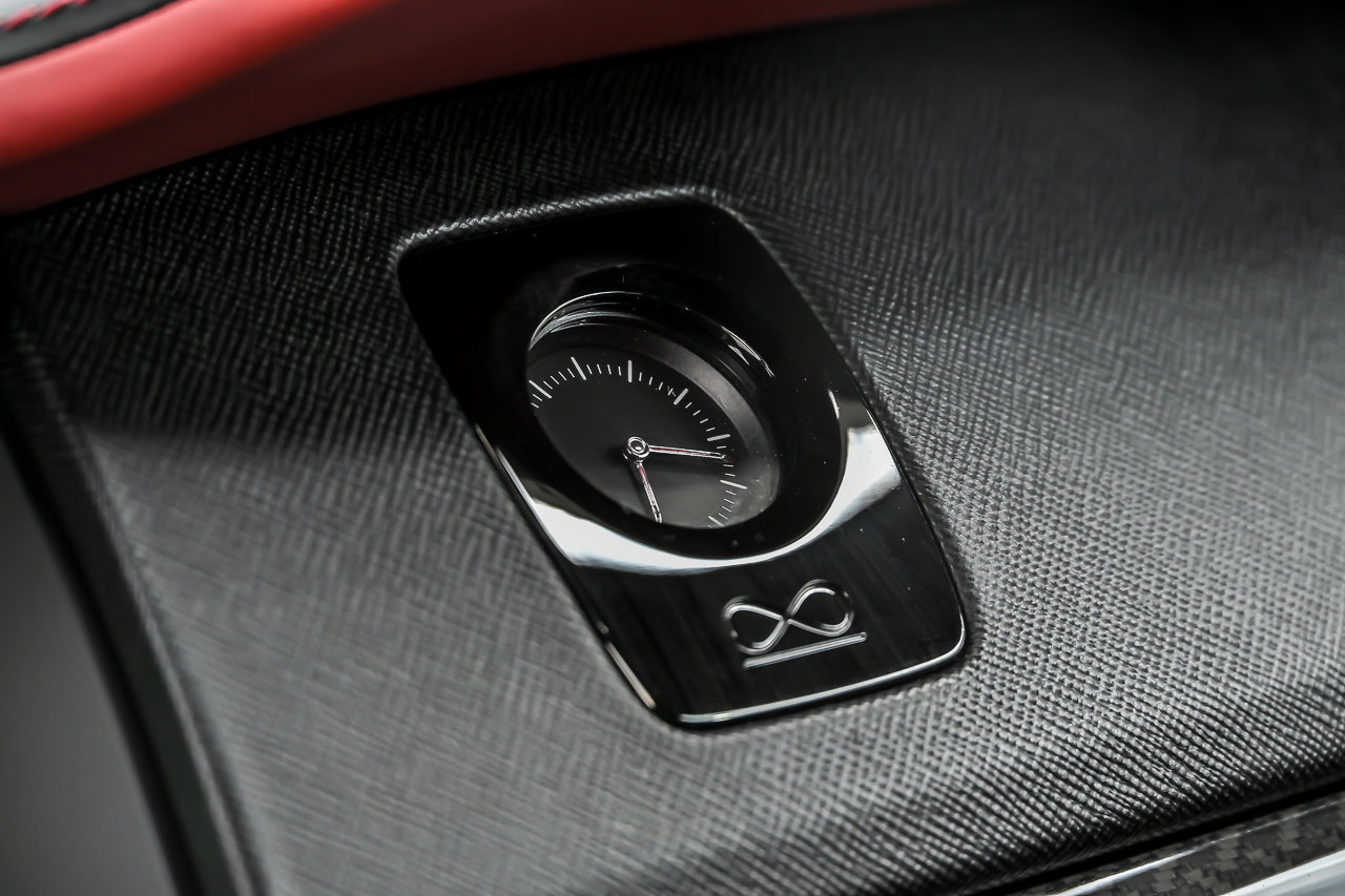 Used 2021 Rolls-Royce Cullinan Black Badge AWD/4WD image 43