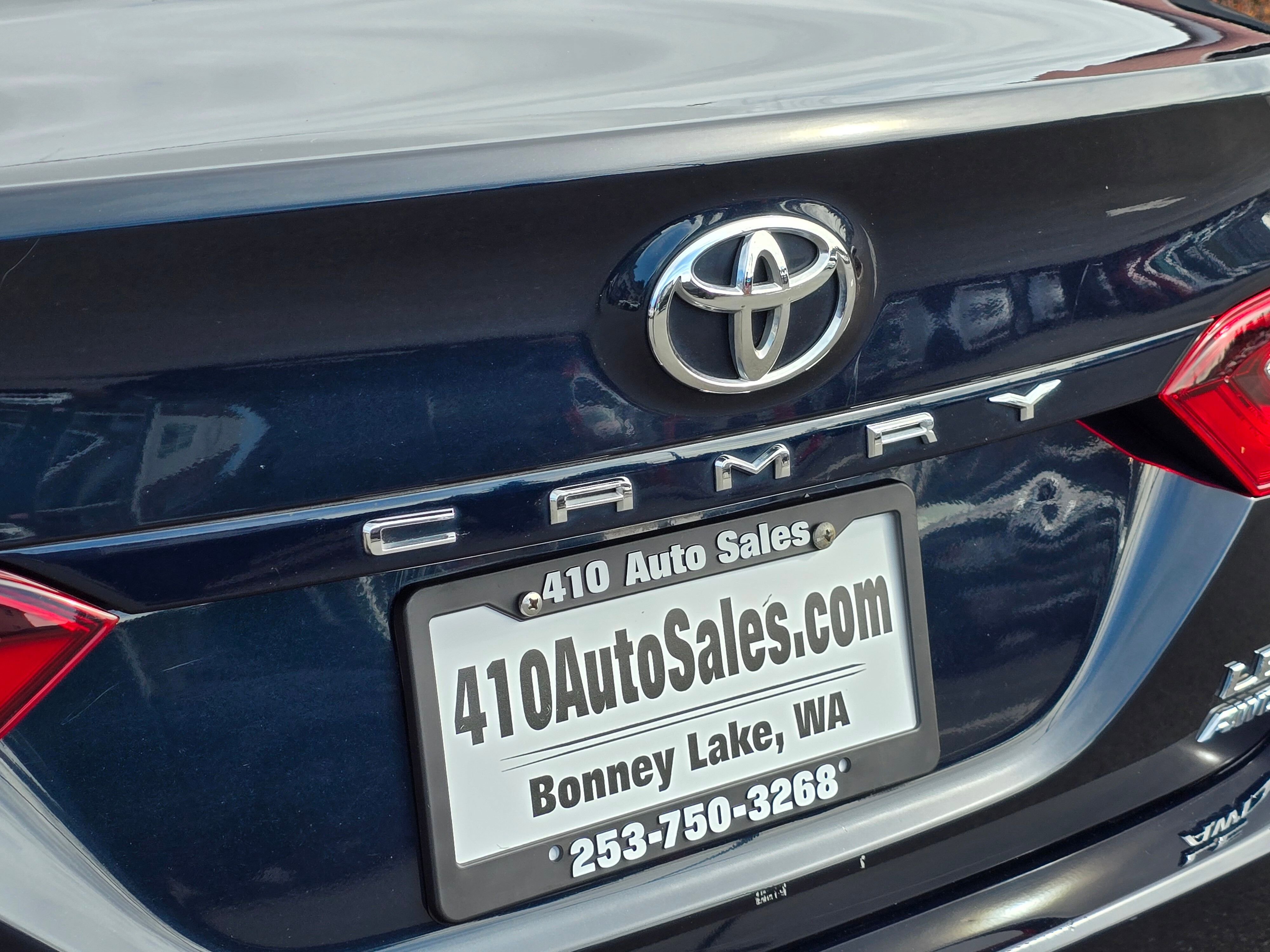 Used 2021 Toyota Camry LE w/ Carpet Mat Package (TMS) AWD/4WD image 9