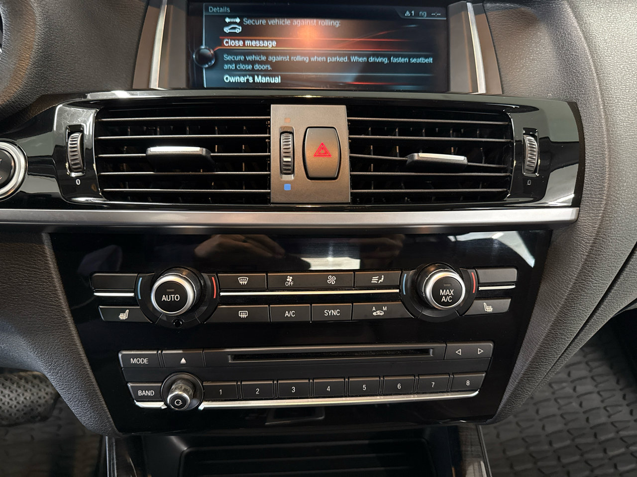 Used 2017 BMW X3 xDrive28i image 18