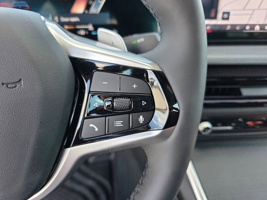 Certified 2026 BMW 330i Sedan image 19