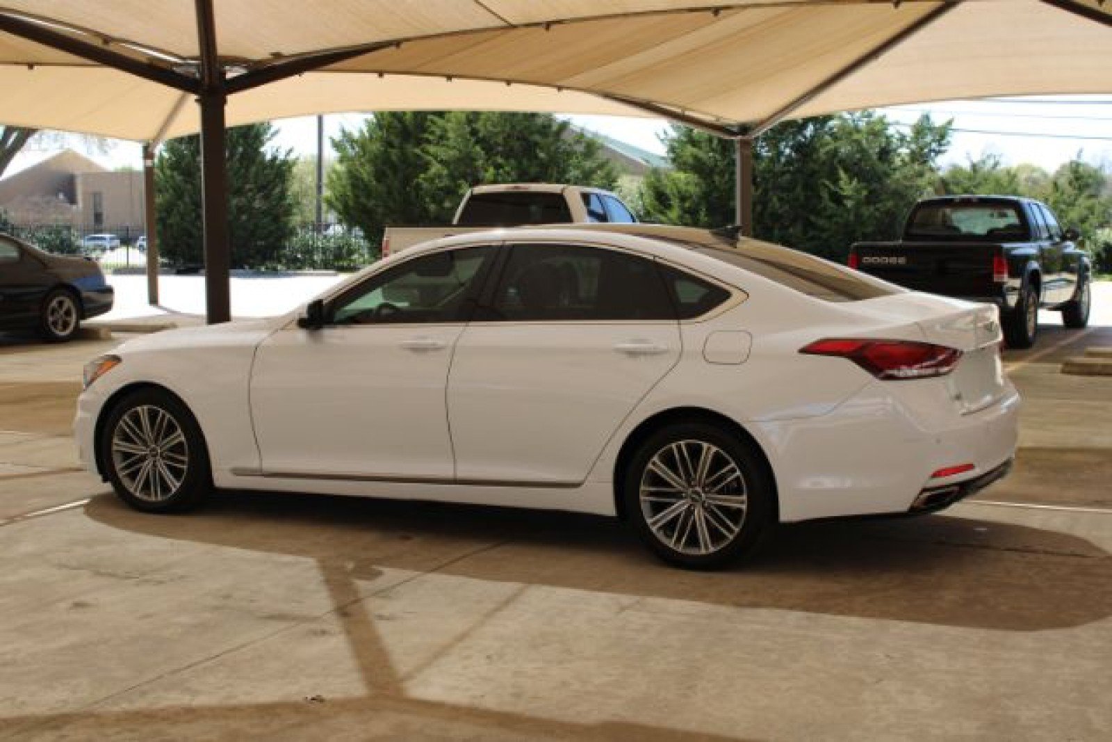 Used 2018 Genesis G80 3.8 w/ Option Group 02 RWD image 7