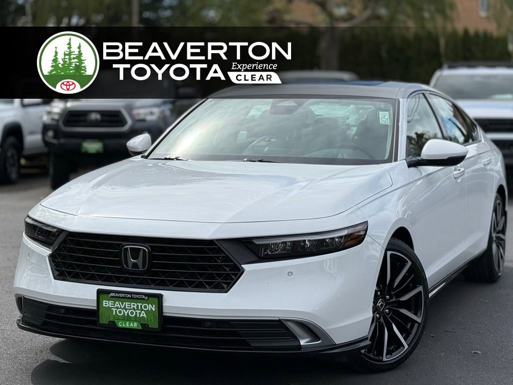 Used 2023 Honda Accord Touring image 1