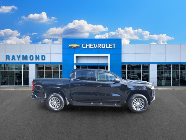 Used 2026 Chevrolet Colorado LT w/ LT Convenience Package AWD/4WD image 2