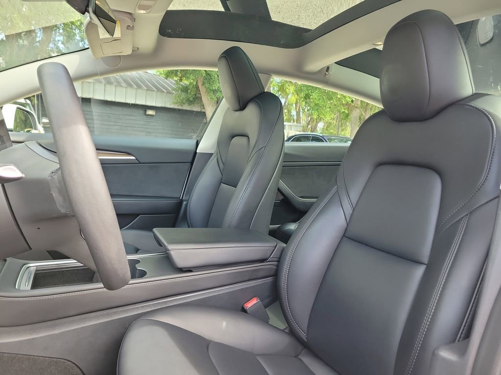 Used 2023 Tesla Model 3 Standard Range RWD image 18