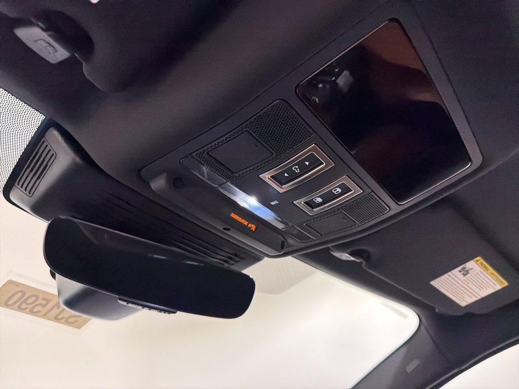 New 2026 Jaguar F-PACE R-Dynamic S image 18