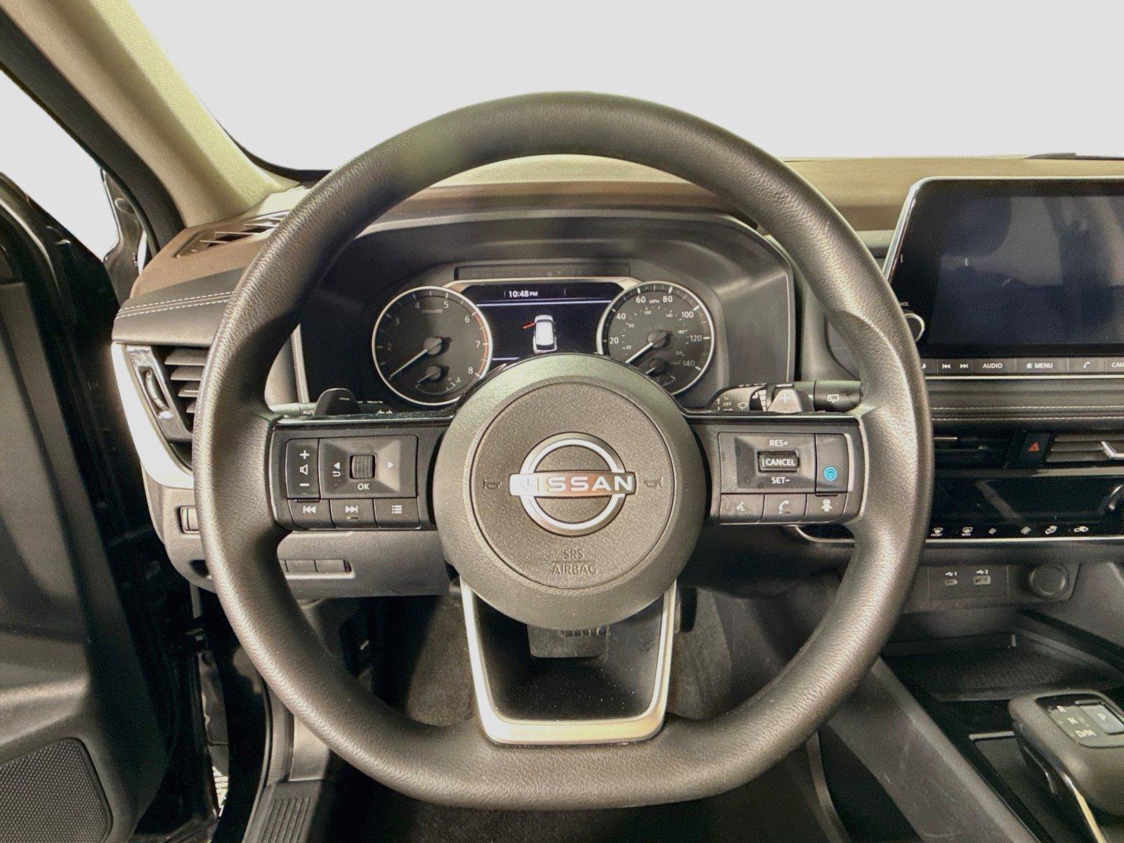 Used 2022 Nissan Rogue SV AWD/4WD image 5