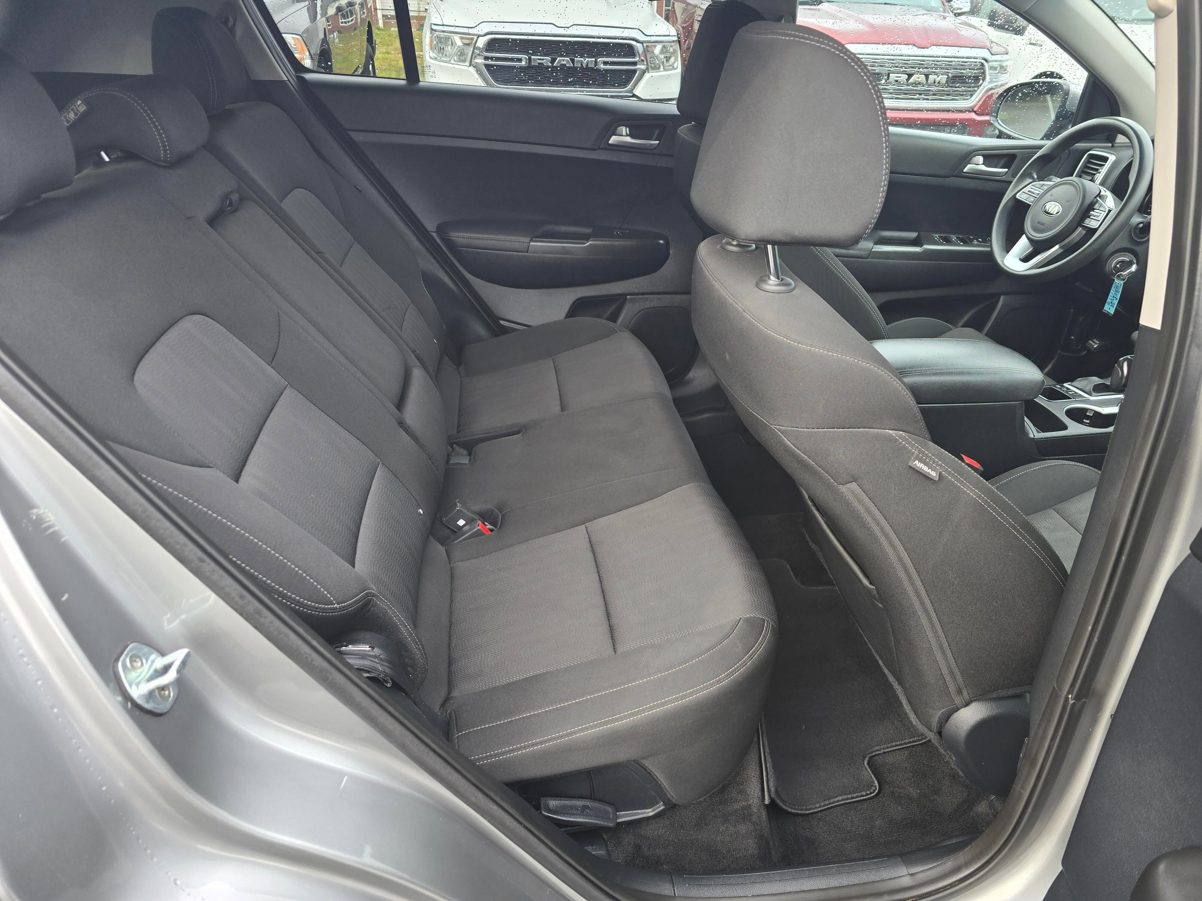 Used 2022 Kia Sportage LX image 30