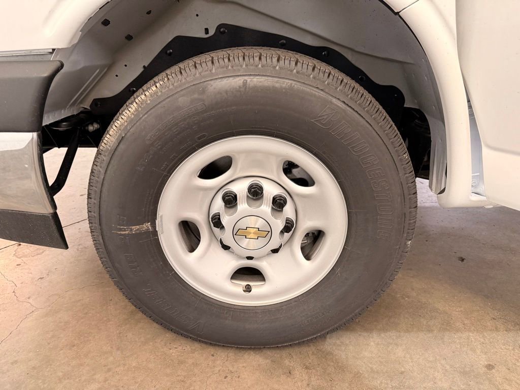 New 2025 Chevrolet Express 3500 w/ Power Convenience Package image 16