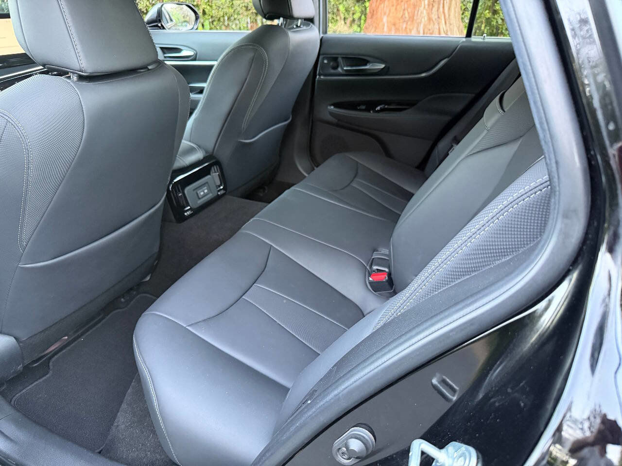 Used 2023 Toyota Mirai w/ Advanced Technology Package image 15