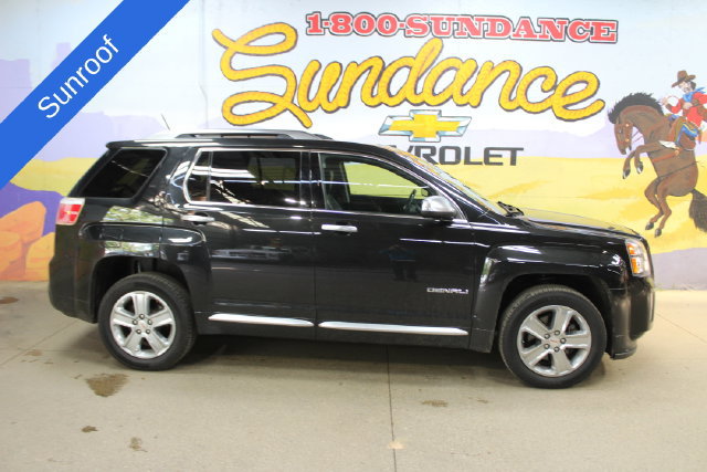 Used 2015 GMC Terrain Denali FWD image 1