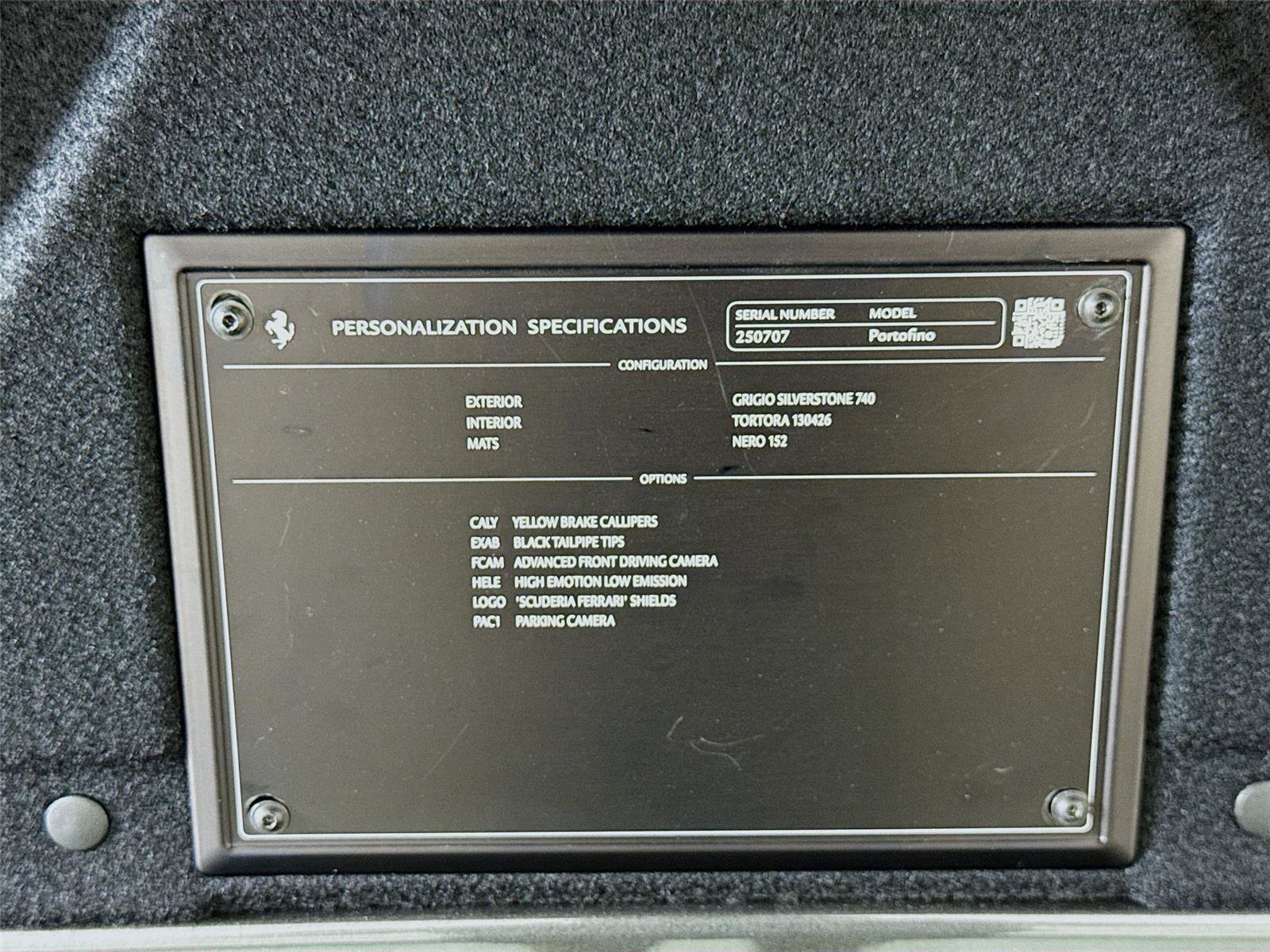 Used 2020 Ferrari Portofino image 28