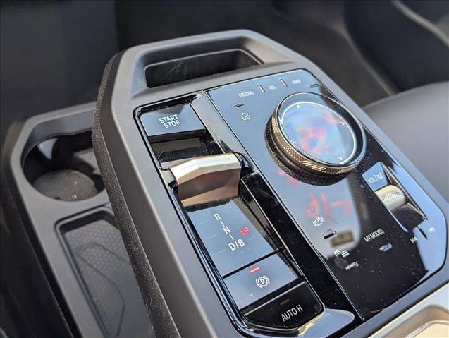 Certified 2024 BMW iX xDrive50 w/ Sport Package AWD/4WD image 4