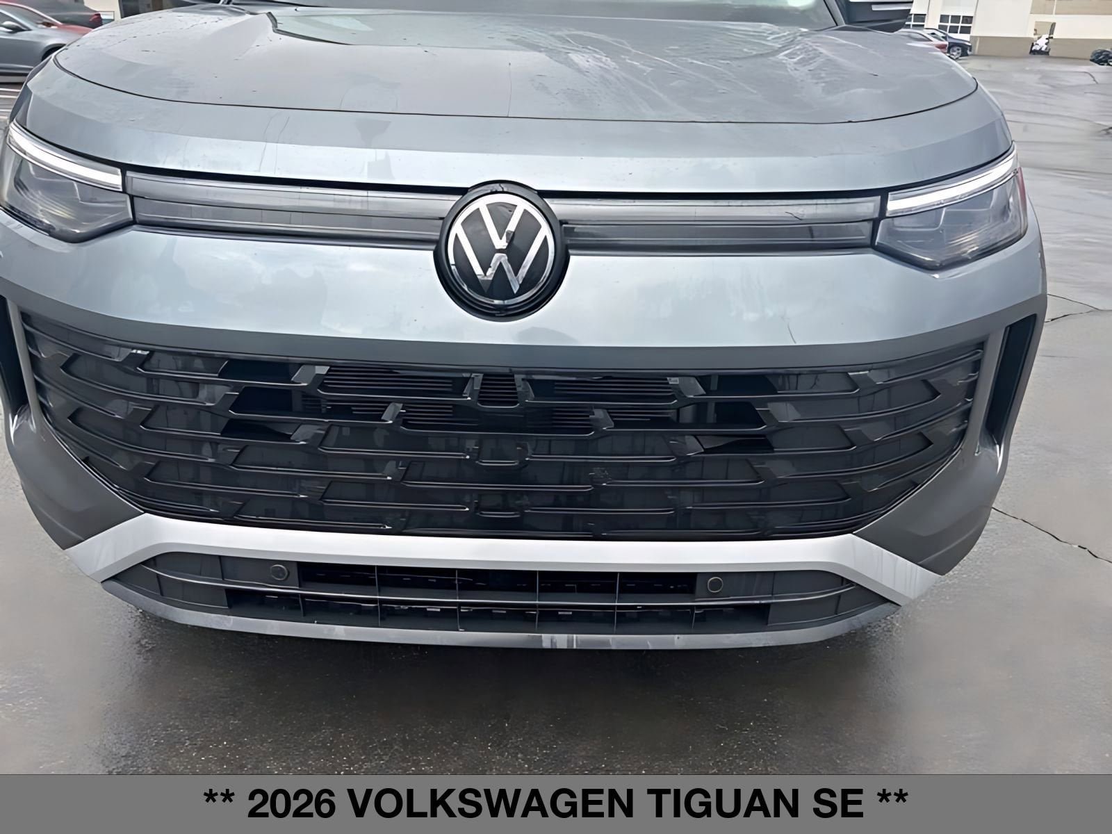 New 2026 Volkswagen Tiguan SE AWD/4WD image 3
